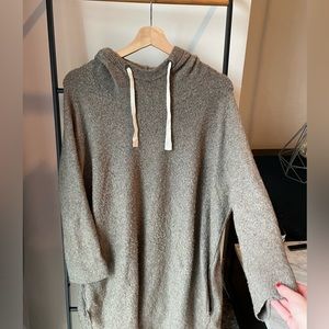 Lou & Grey Oversized Hooded Drawstring Sweater